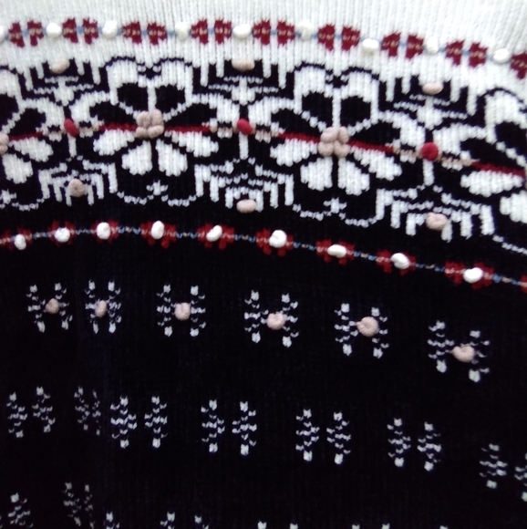 Women's Chunky Cableknit Nordic Crew Neck Sweater Size Petite Large - Picture 4 of 4